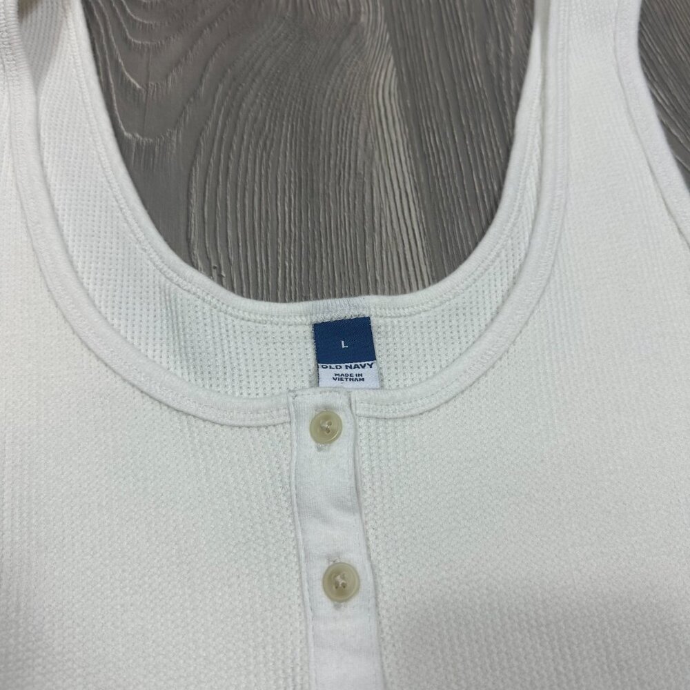 Old Navy White Waffle‎ Knit Henley Tank Top Size Large - Picture 2 of 3